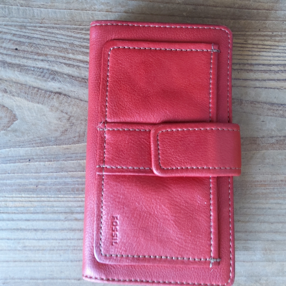 Red leather Fossil Wallet Guc